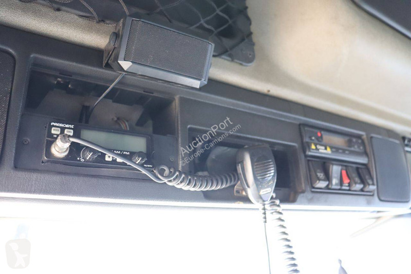 Traktor Volvo 460 Globetrotter