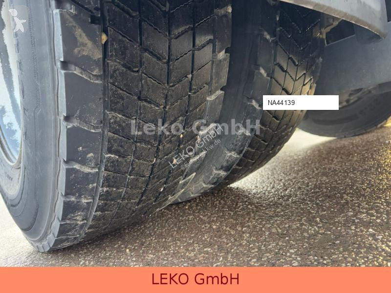 Traktor DAF CF 400.19