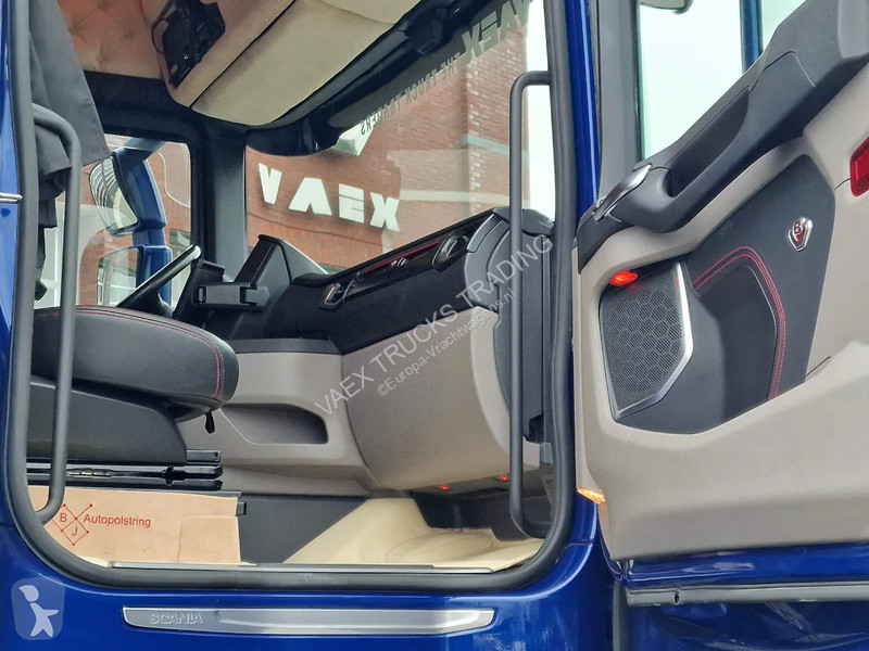 Tractor Scania 770S V8 NS Highline 6x2 - Show...