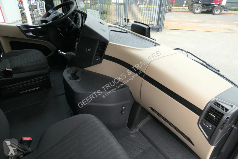 Trekker Mercedes 1945 | Hydraulic | Retarder |...