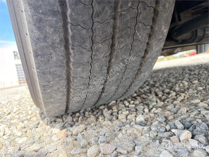 Cabeza tractora Iveco S-way 530