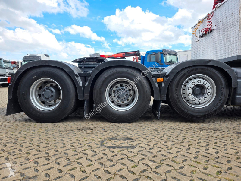 Nyergesvontató Volvo | Retarder / 8 x 4
