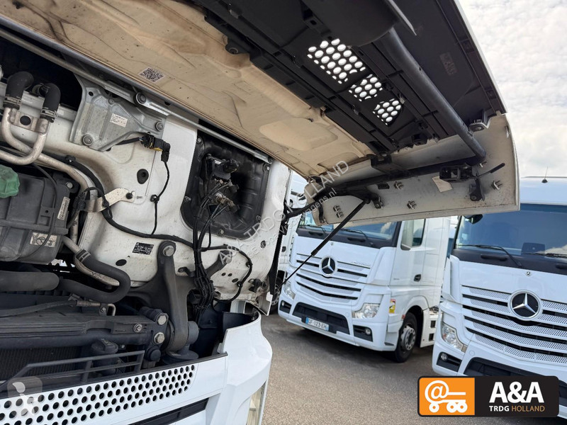 Cabeza tractora Mercedes ACTROS 1845