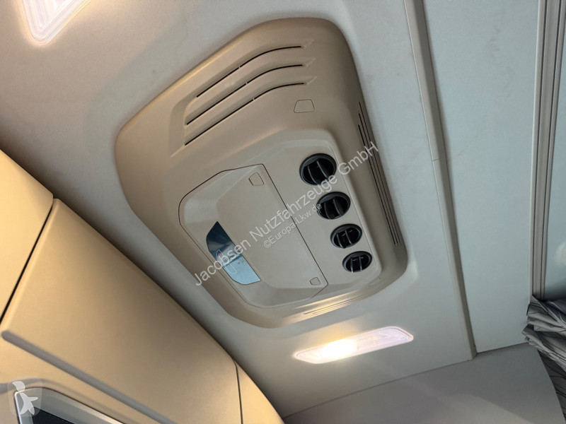 Влекач DAF 530 FT, Retarder, ACC, Standklima,...