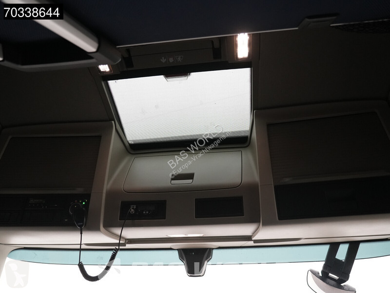 Traktor Volvo FH 460 4X2 Globe Mega 2x Tanks...