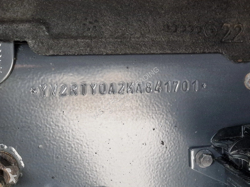 جرار Volvo 13460 Globetrotter 4x2 - Full...