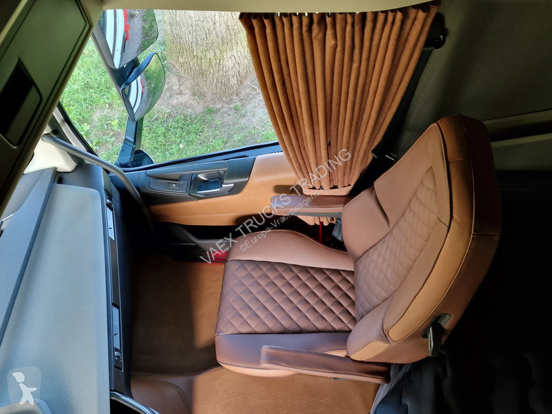 جرار Volvo Aero Globetrotter XL 4x2 - New -...