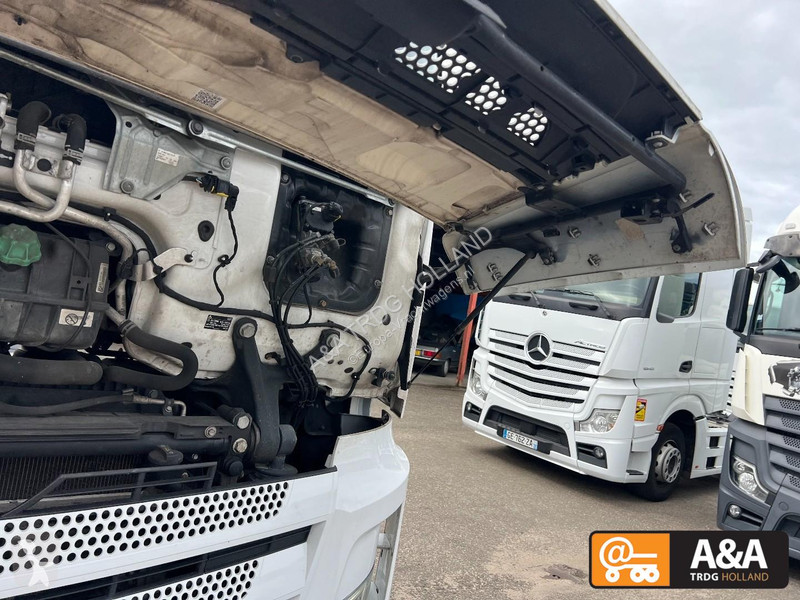 Tracteur Mercedes ACTROS 1845