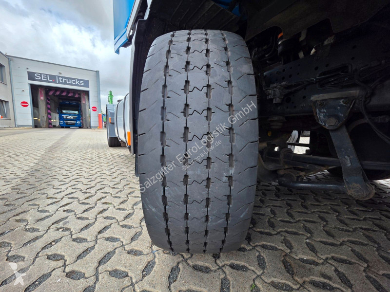 Iveco 400 / Intarder tractor unit