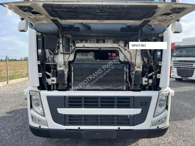 Trekker Volvo FH440/ MANUAL/ NISKI PRZEBIEG/...