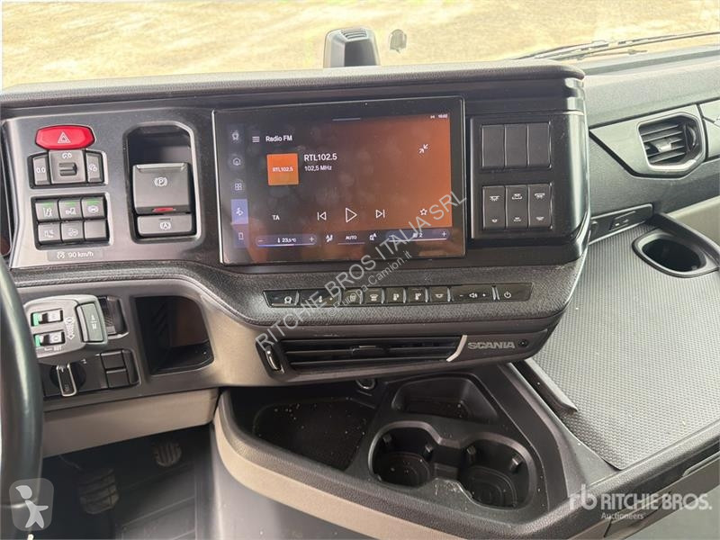 Cap tractor Scania Super 460S 4x2 S/A Sleeper...