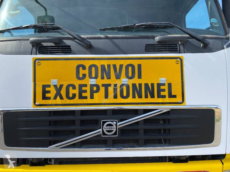 Cap tractor Volvo 580