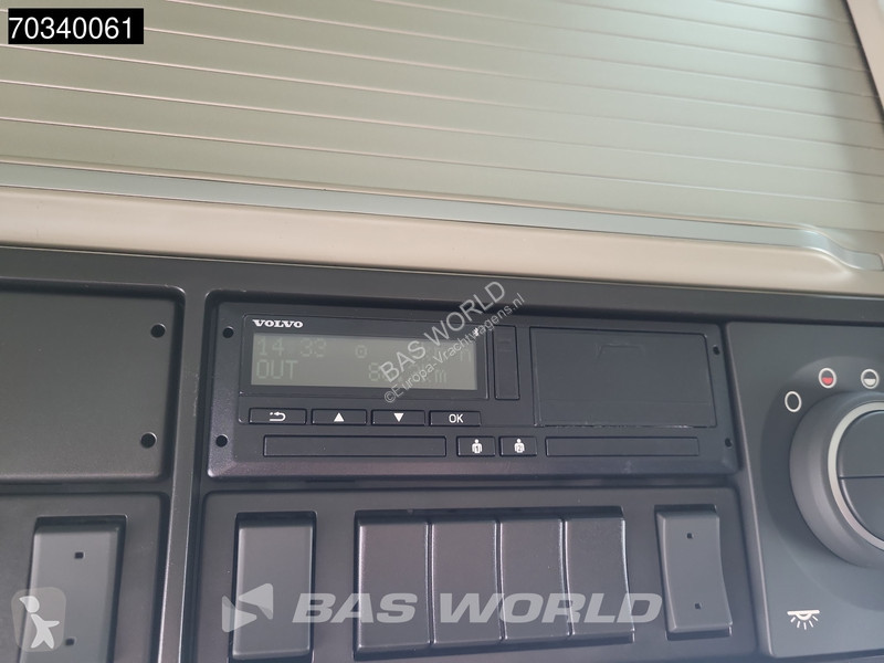 Tahač Volvo 700 FH 4X2 NEW! Retarder 2xTanks...