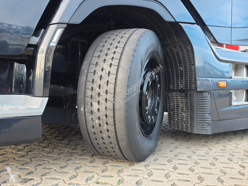 Traktor DAF + 530FT