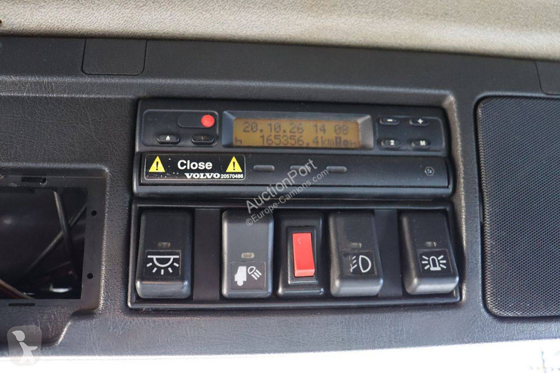 Traktor Volvo 460 Globetrotter