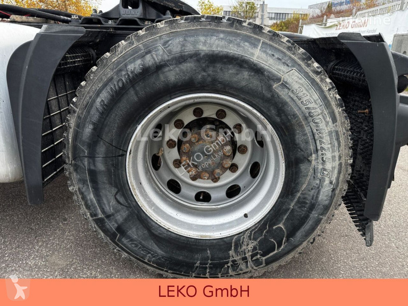 Traktor Mercedes 1842