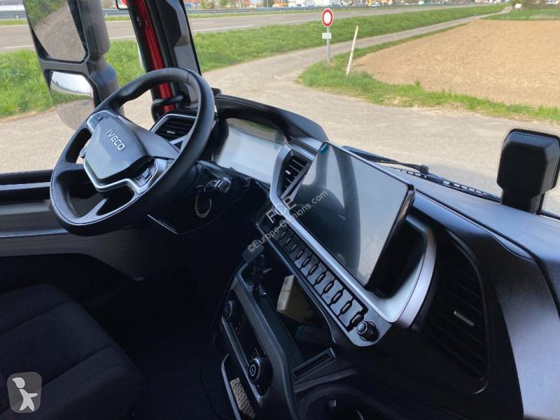 Iveco  tractor unit