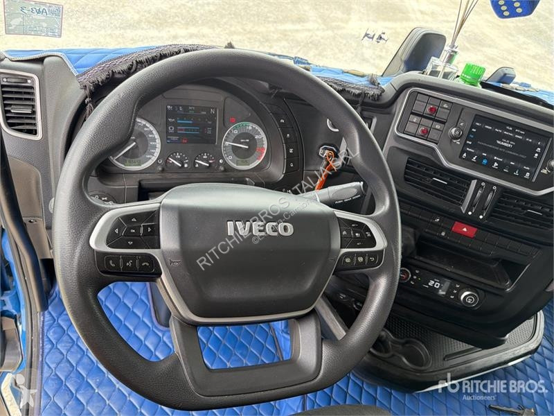 Cap tractor Iveco s-way 490 4x2 S/A Sleeper...