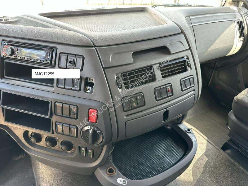 Traktor DAF XF 460 RETARDER - PTO HYDR - MX 13L...