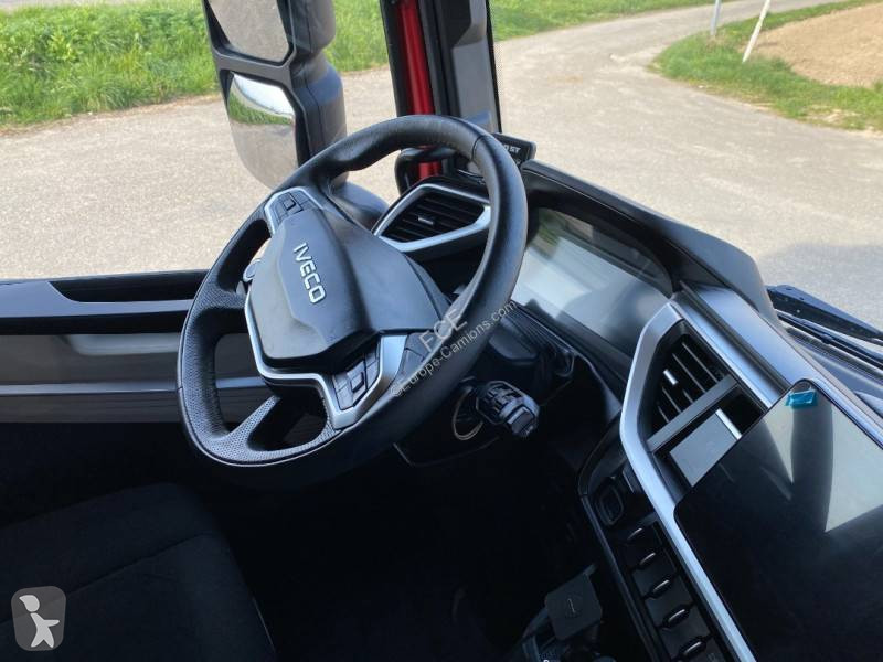 Iveco  tractor unit