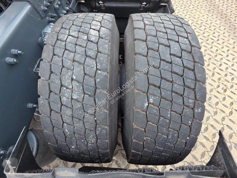 Nyergesvontató Volvo | Retarder / 8 x 4