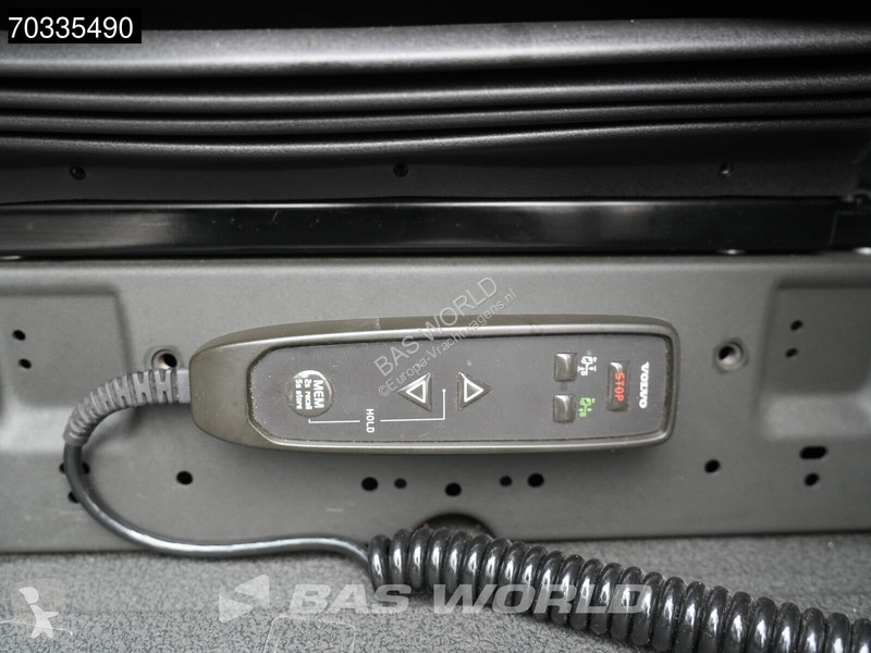 Tractor Volvo 500 4X2 XL 2x Tanks I-ParkCool ACC
