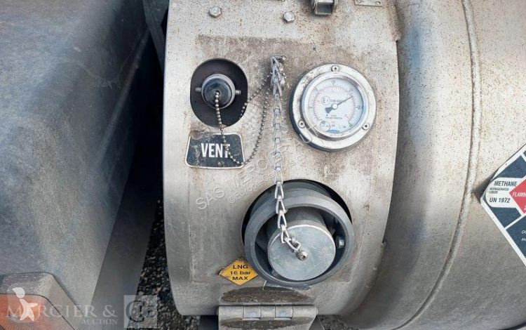 جرار Iveco