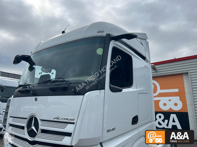 Tracteur Mercedes ACTROS 1845