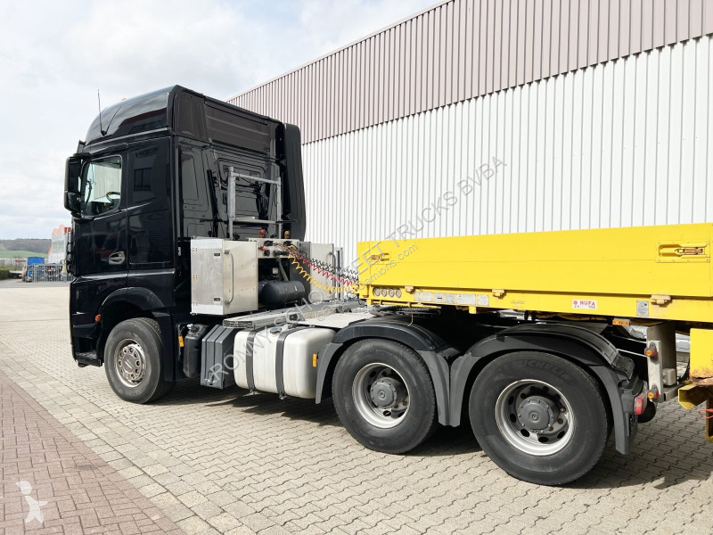 Traktor Mercedes Arocs 3358 LS 6x4 Arocs 3358...