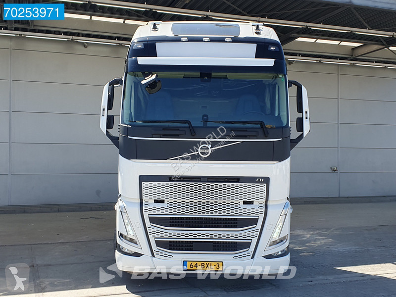 Tahač Volvo FH  6X2 NL-Truck XL VEB+ 2x Tanks...