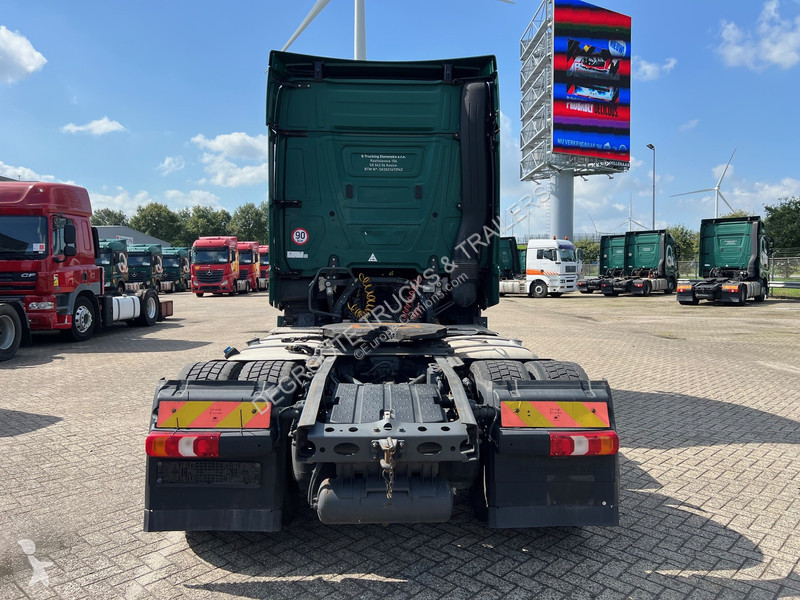 Traktor Mercedes 1845 BigSpace
