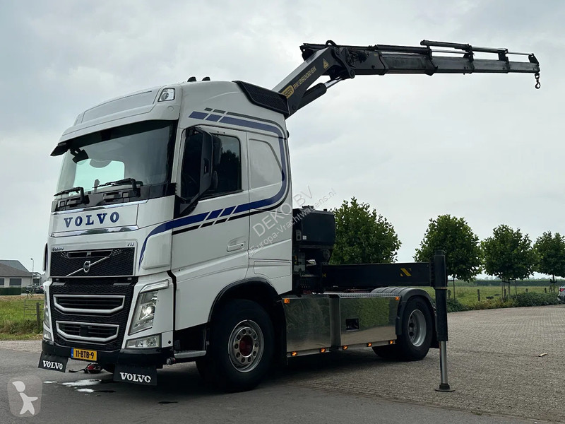 Trattore Stradale Volvo FH...