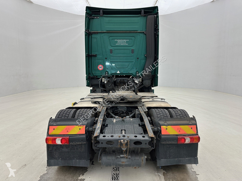Traktor Mercedes 1845 BigSpace