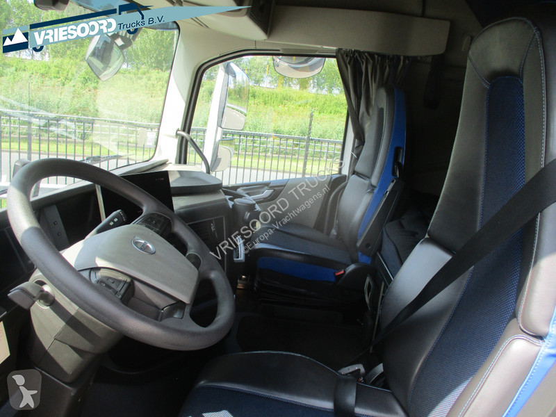 Tahač Volvo 500 pk