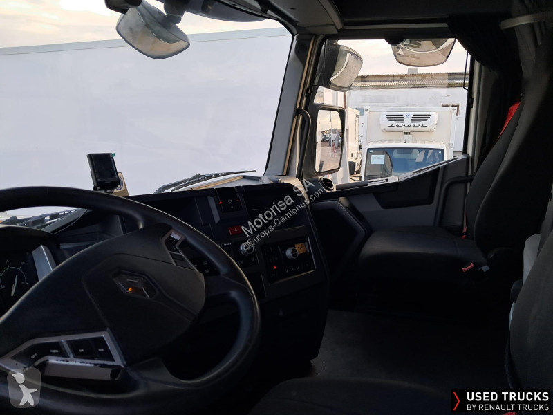 جرار Renault