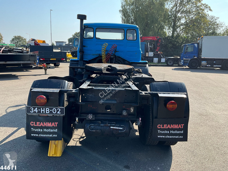 Traktor Ford A 2817