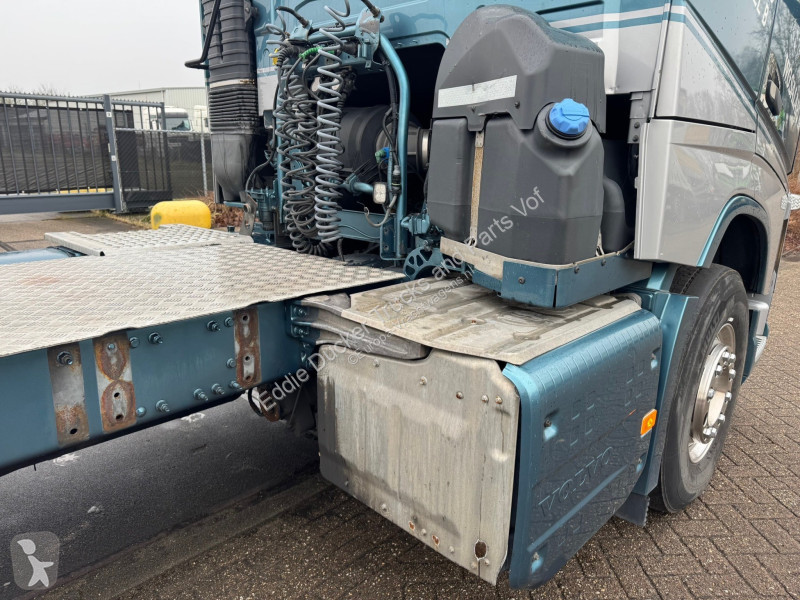 Traktor Volvo XL EURO 6 GLOBETROTTER