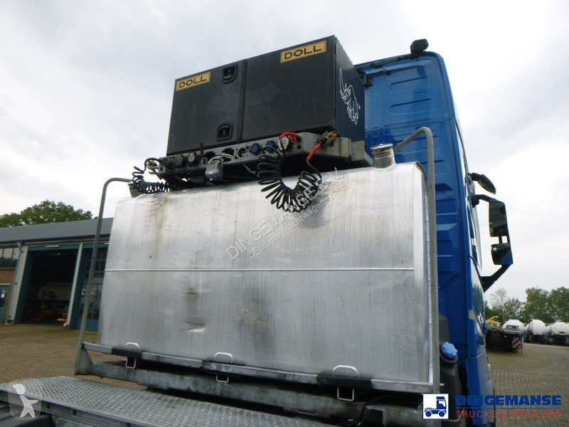 Traktor Volvo 8X4 Euro 6 / 150000 kg