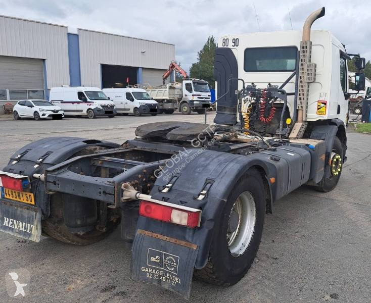 Tractor Renault