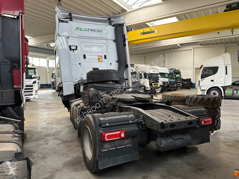 Traktor Mercedes 2145