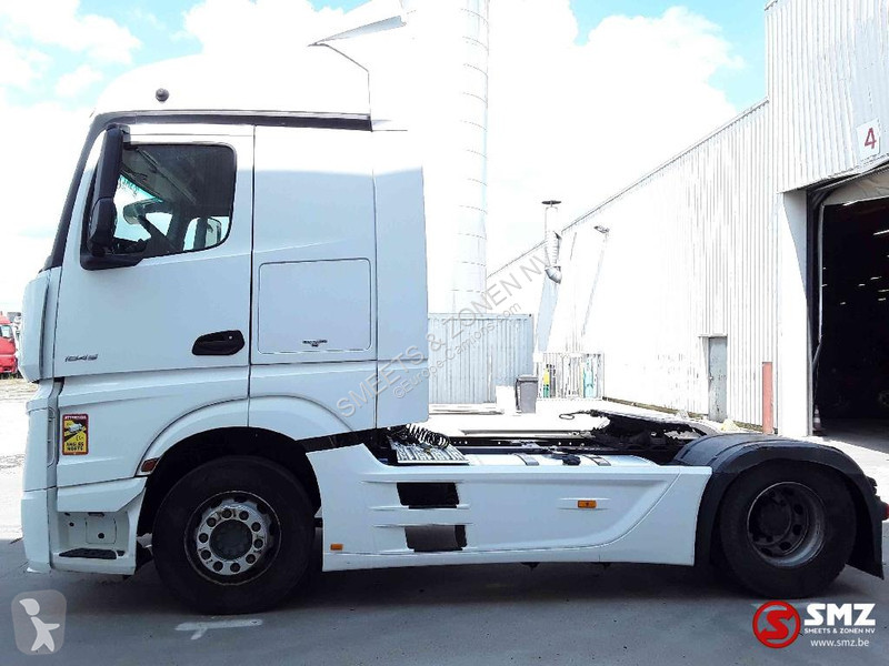Trekker Mercedes 1845 StreamSpace 2m50