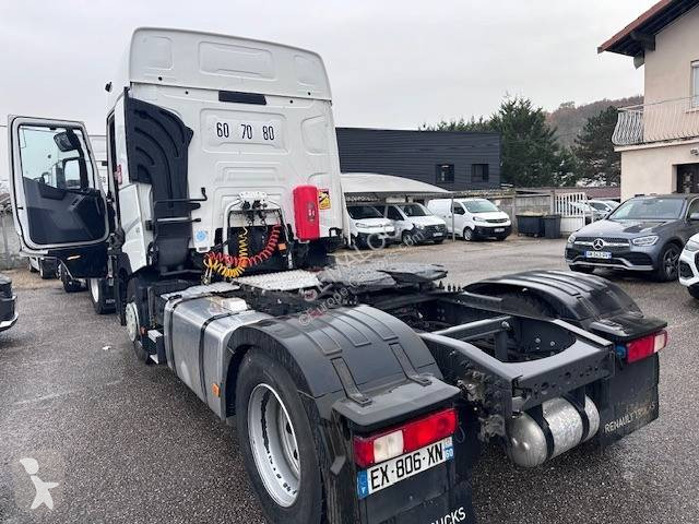 Tractor Renault