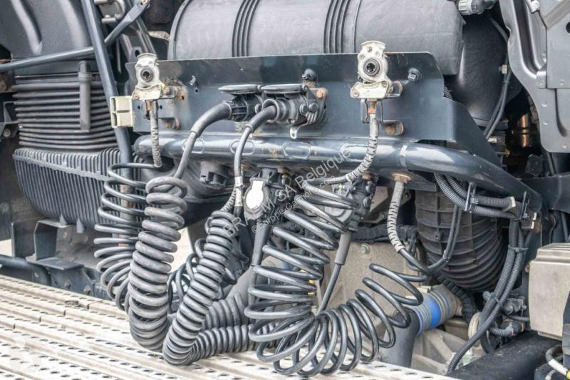 Traktor MAN 18.560 XXL LLS+ INTARDER