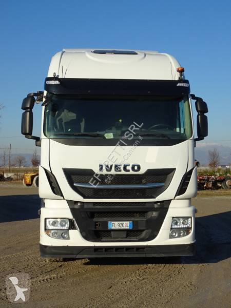 Traktor Iveco