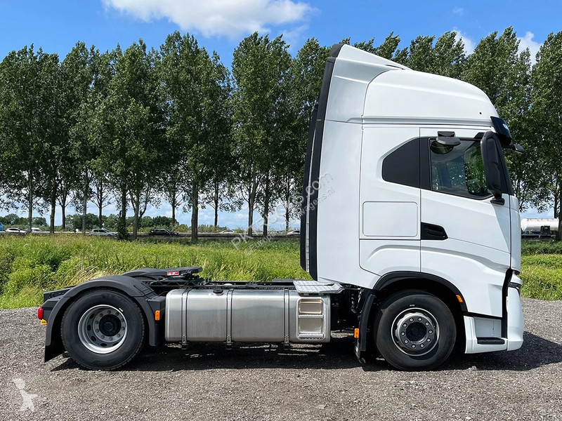 Tractor Iveco AS440S43T/P AT Tractor Head (8...