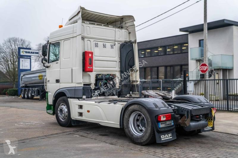 Traktor DAF + HYDRAULIQUE (50Ton)