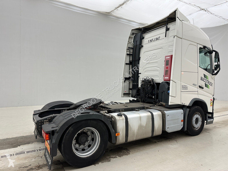 Traktor Volvo FH  Globetrotter - ADR