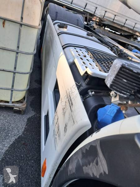 Traktor Iveco