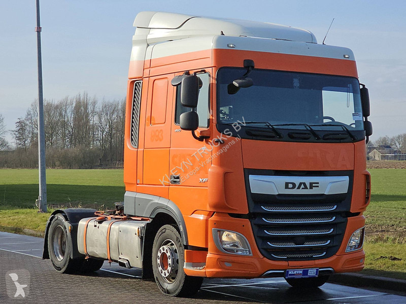 Trekker DAF 450 SPACECAB SPOILERS