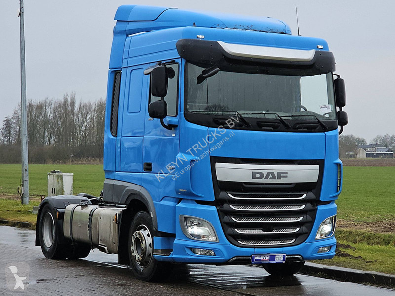 Tahač DAF 480 SPACECAB LED